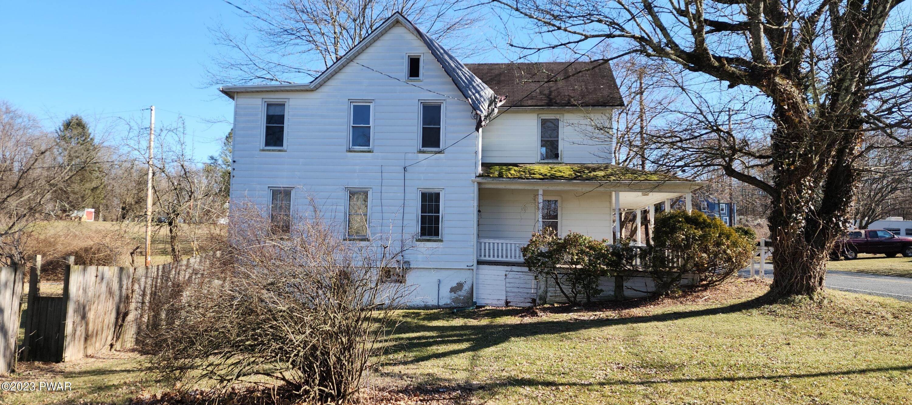 Single Family Homes for Sale at 1813 Potomac St Mount Bethel, Pennsylvania 18343 United States