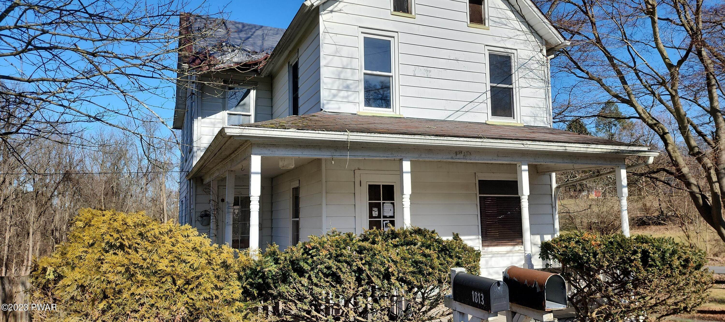 3. Single Family Homes for Sale at 1813 Potomac St Mount Bethel, Pennsylvania 18343 United States