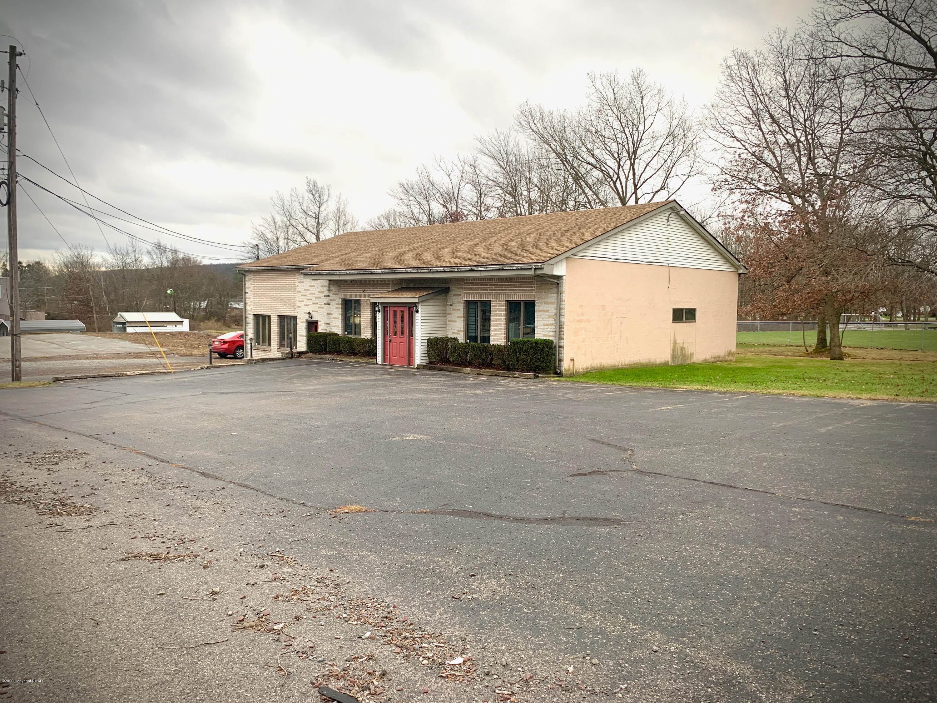 Commercial for Sale at 259 Claremont Ave Tamaqua, Pennsylvania 18252 United States