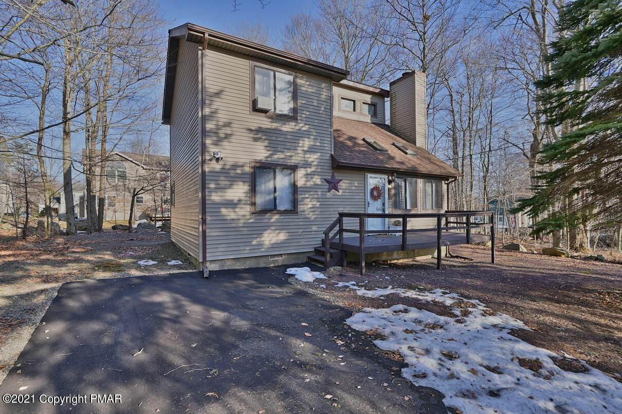 3. Single Family Homes for Sale at 7171 Mountain Drive Tobyhanna, Pennsylvania 18466 United States