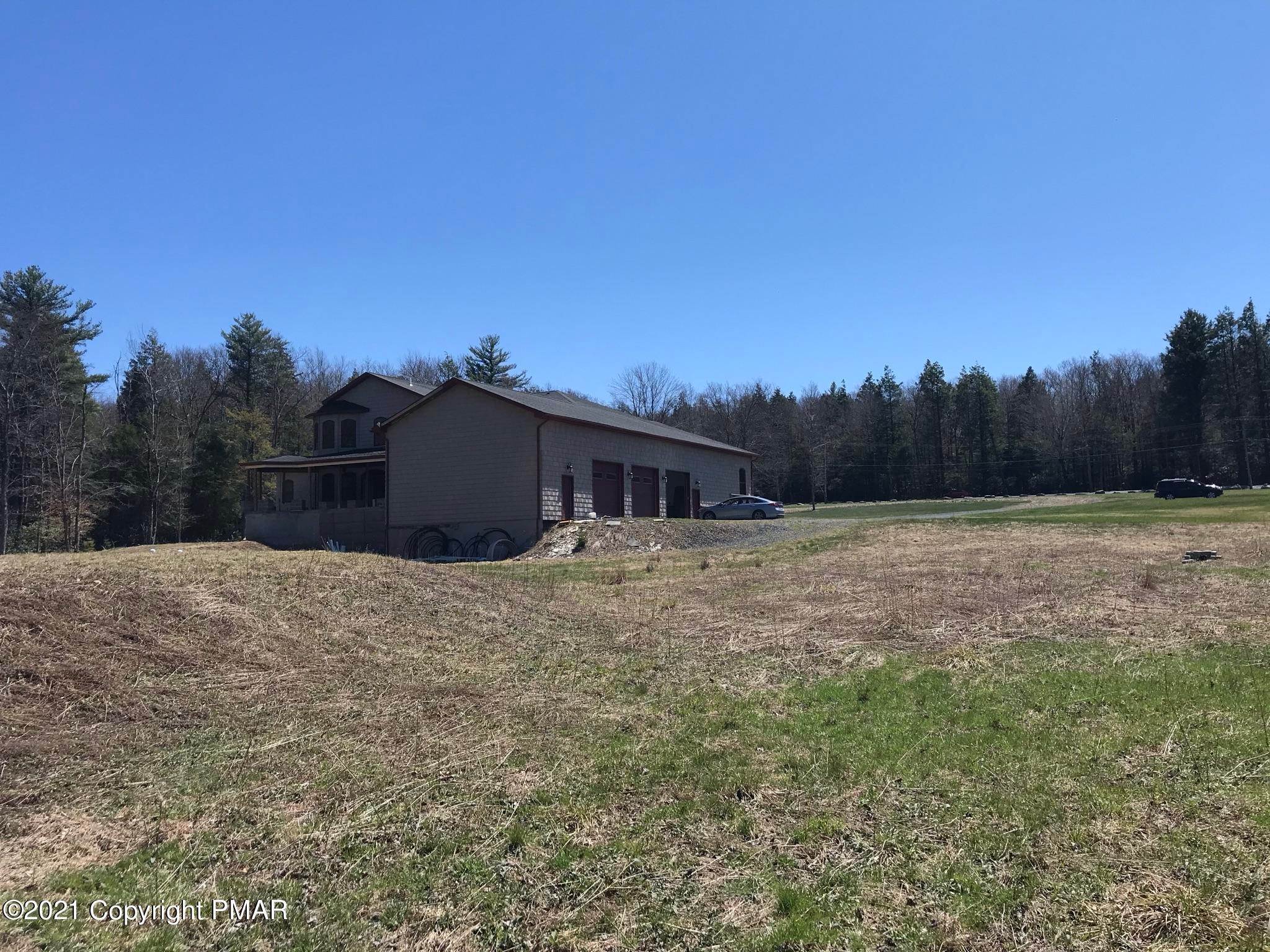 39. Single Family Homes for Sale at 1640 State Route 534 Albrightsville, Pennsylvania 18210 United States