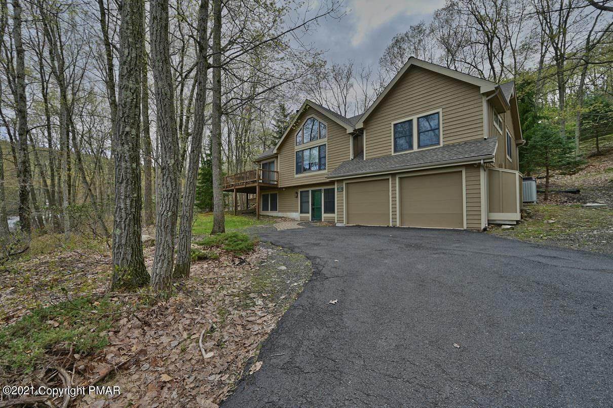 72. Single Family Homes for Sale at 460 Spruce Dr Tannersville, Pennsylvania 18372 United States
