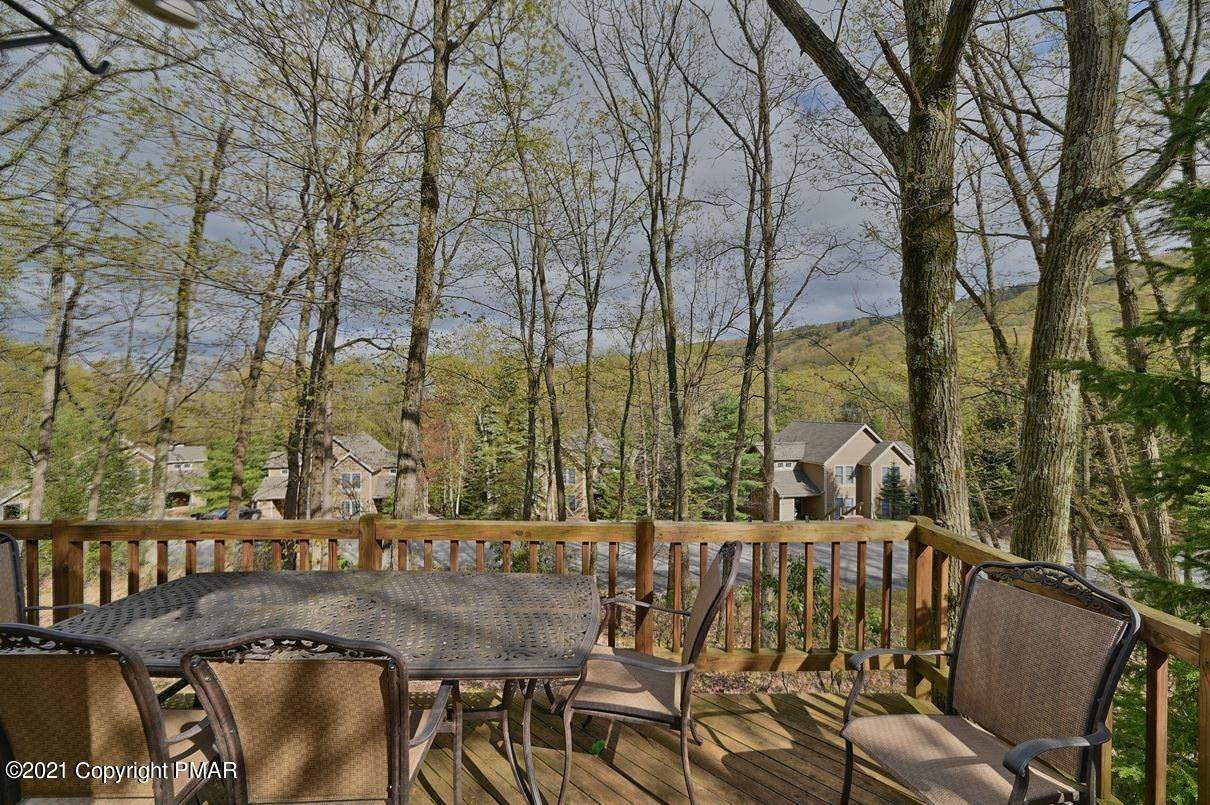 79. Single Family Homes for Sale at 460 Spruce Dr Tannersville, Pennsylvania 18372 United States