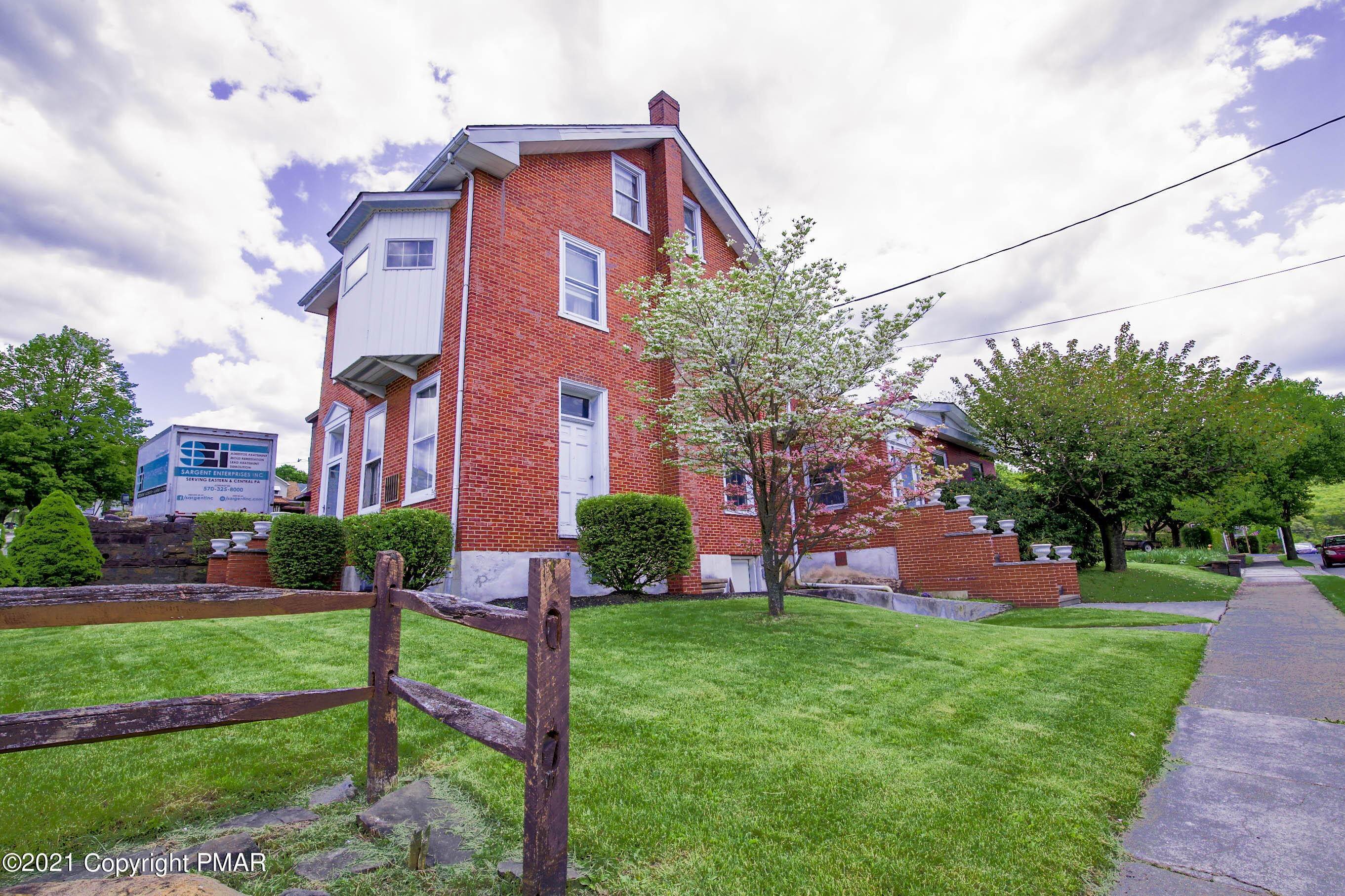 1. Single Family Homes for Sale at 30 W 6th St Jim Thorpe, Pennsylvania 18229 United States