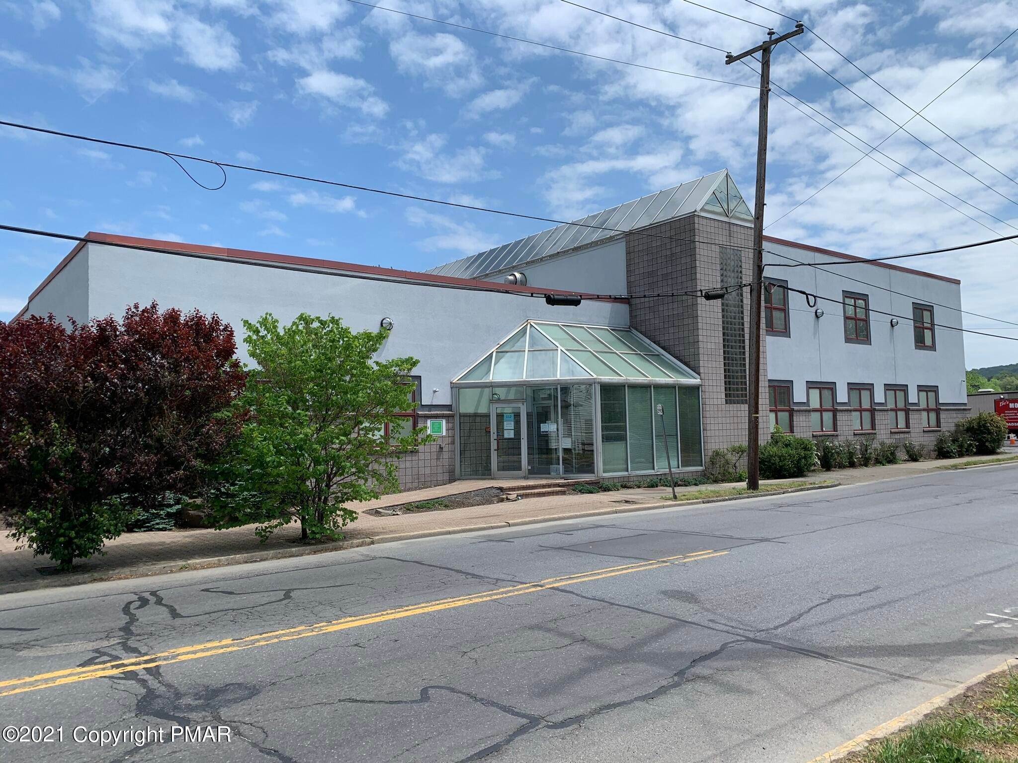 1. Commercial for Sale at 112 N Courtland St., Ste B East Stroudsburg, Pennsylvania 18301 United States
