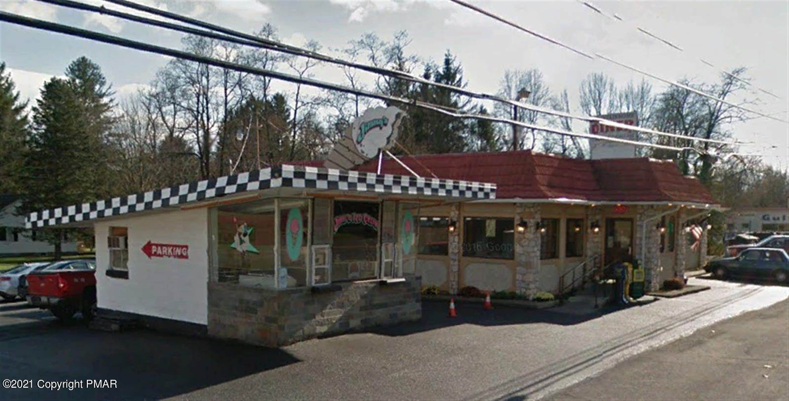 Commercial for Sale at 910 Route 390 Cresco, Pennsylvania 18326 United States
