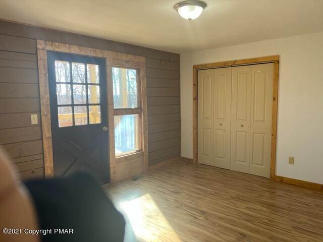 37. Single Family Homes for Sale at 526 Whippoorwill Dr Bushkill, Pennsylvania 18324 United States