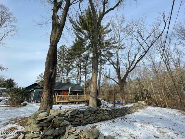 2. Single Family Homes for Sale at 236 Silver Lake Rd Dingmans Ferry, Pennsylvania 18328 United States