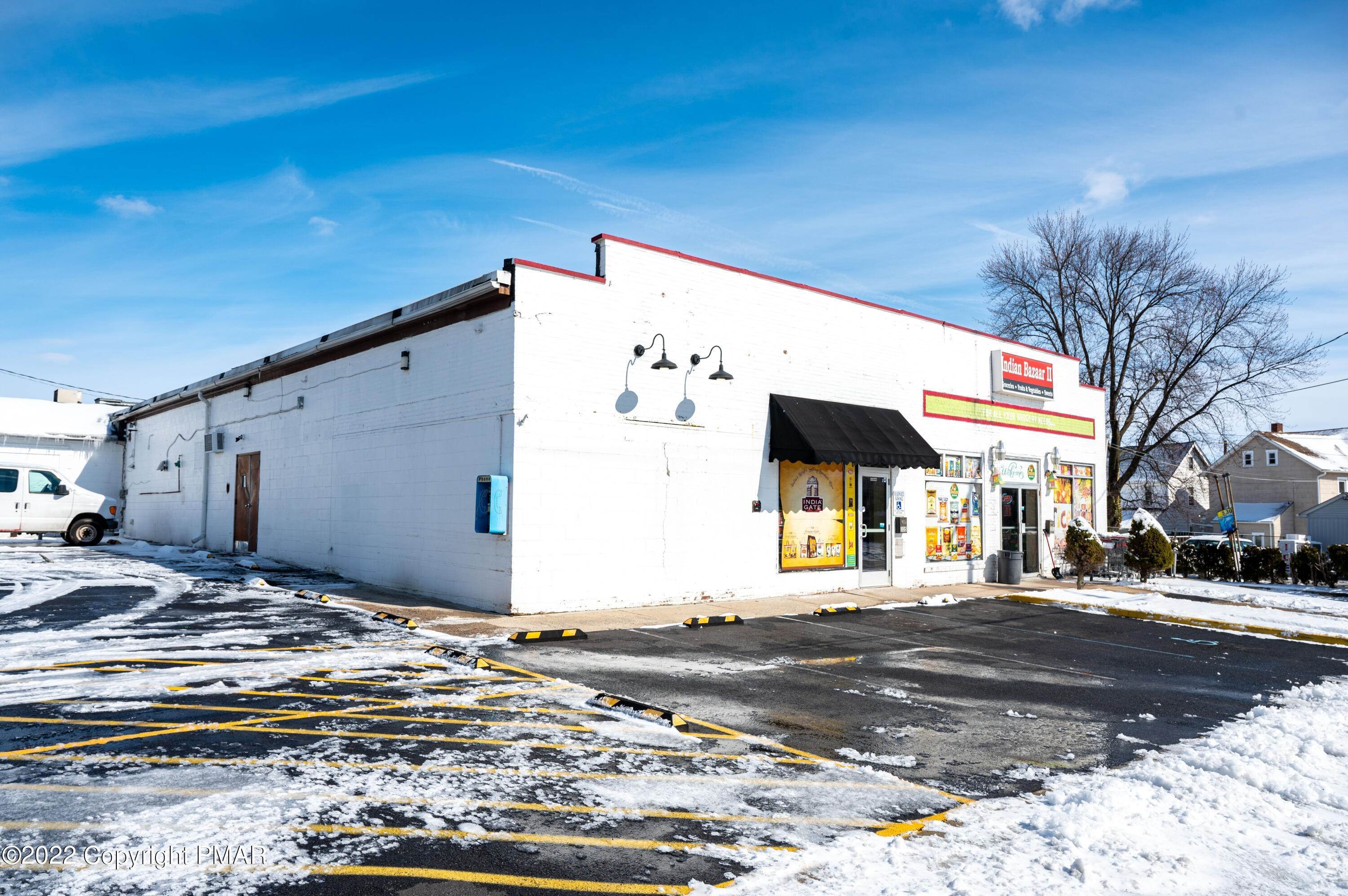 23. Commercial for Sale at 331 Grape St Whitehall, Pennsylvania 18052 United States