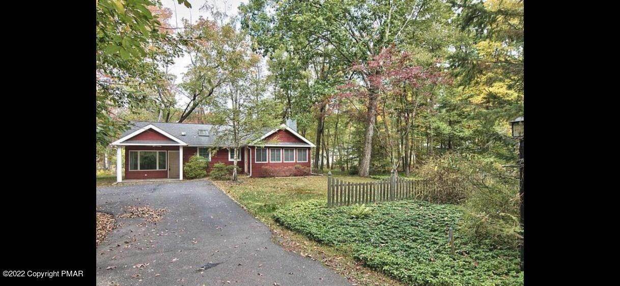 Single Family Homes for Sale at 762 White Oak Rd Cresco, Pennsylvania 18326 United States