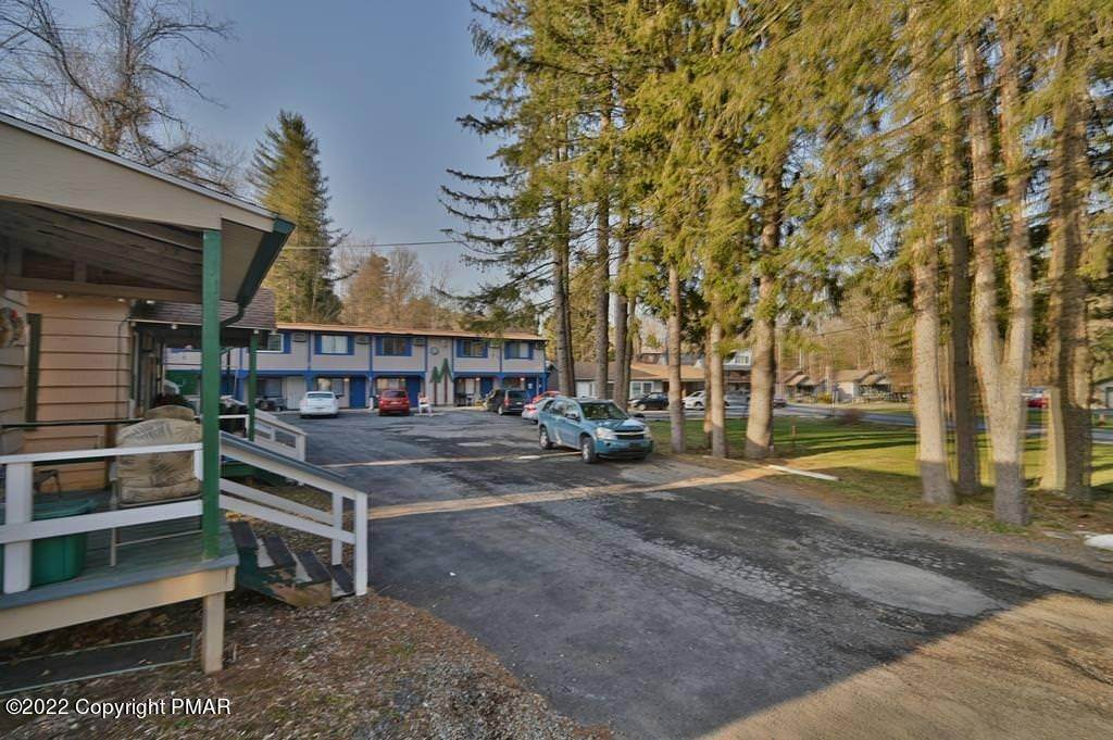 18. Commercial for Sale at 2408 Route 390 Canadensis, Pennsylvania 18325 United States