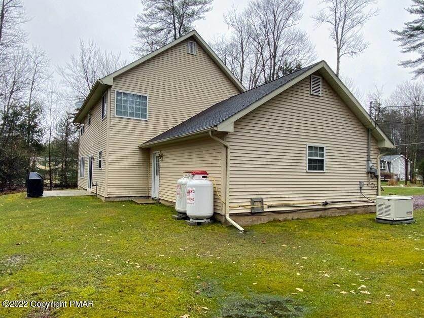 29. Single Family Homes for Sale at 5249 Beechwood Road Blakeslee, Pennsylvania 18610 United States