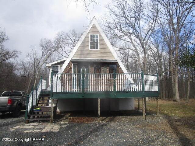 11. Single Family Homes for Sale at 106 Catnip Dr East Stroudsburg, Pennsylvania 18301 United States