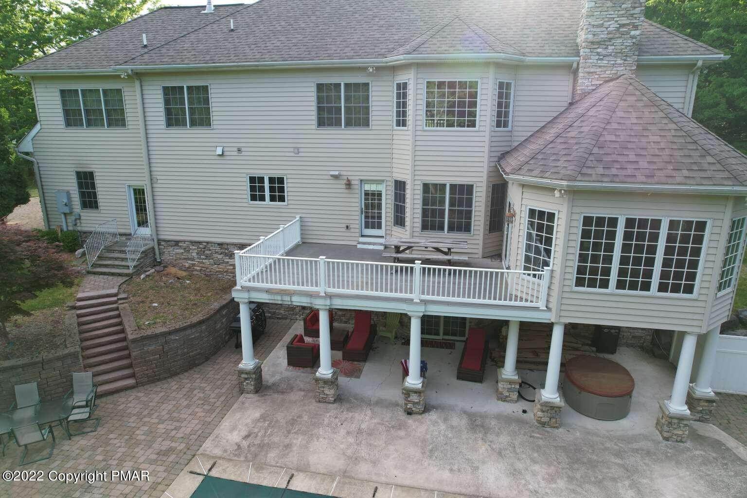 3. Single Family Homes for Sale at 7342 E Dogwood Ln Cresco, Pennsylvania 18326 United States