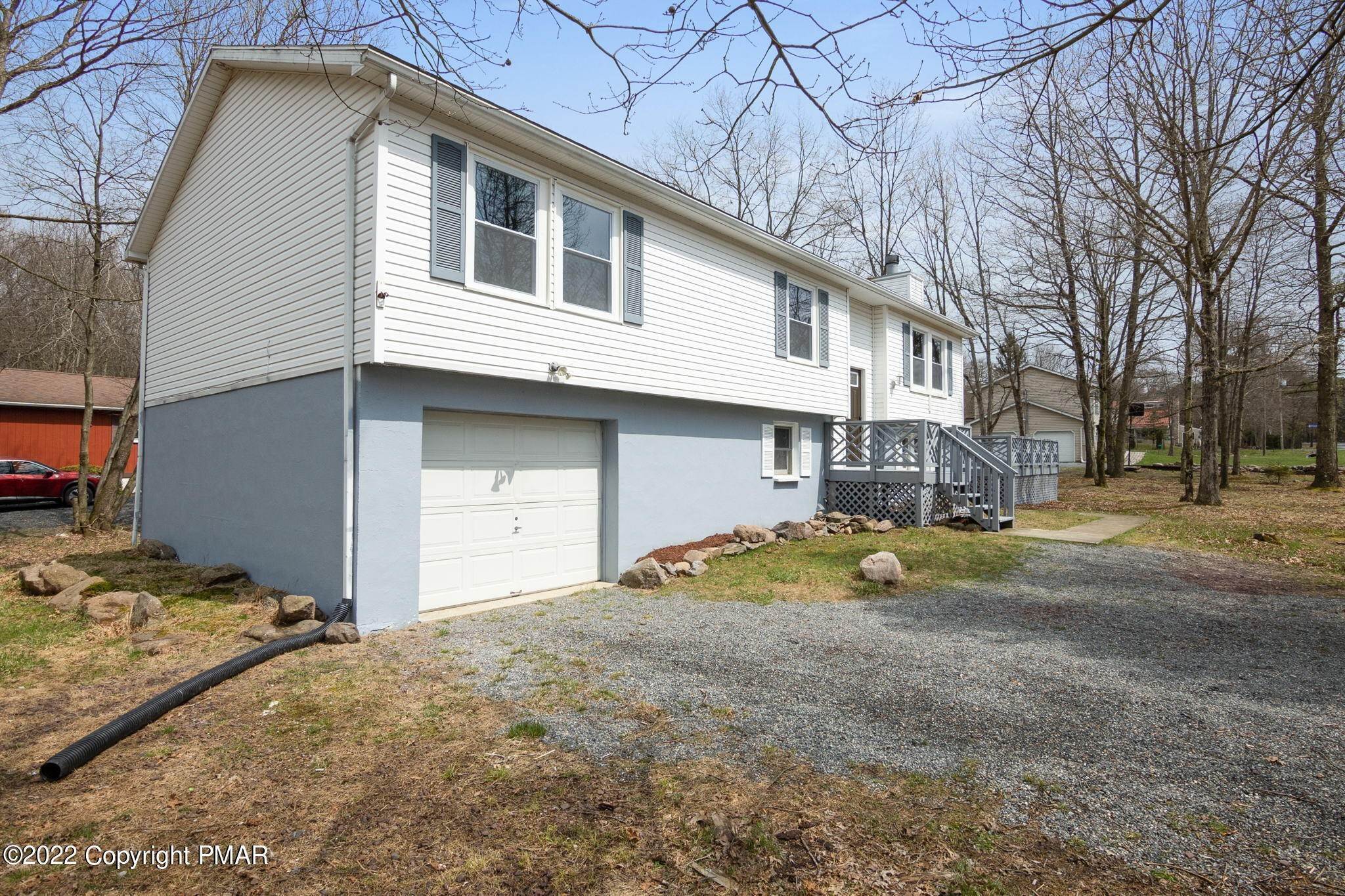 61. Single Family Homes for Sale at 105 Fawn Ln Albrightsville, Pennsylvania 18210 United States