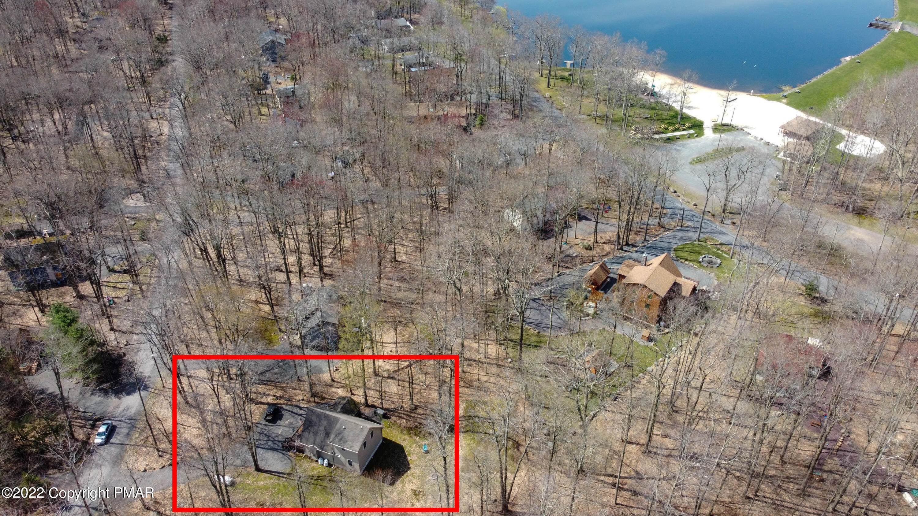 6. Single Family Homes for Sale at 191 Mountain View Dr Pocono Lake, Pennsylvania 18347 United States