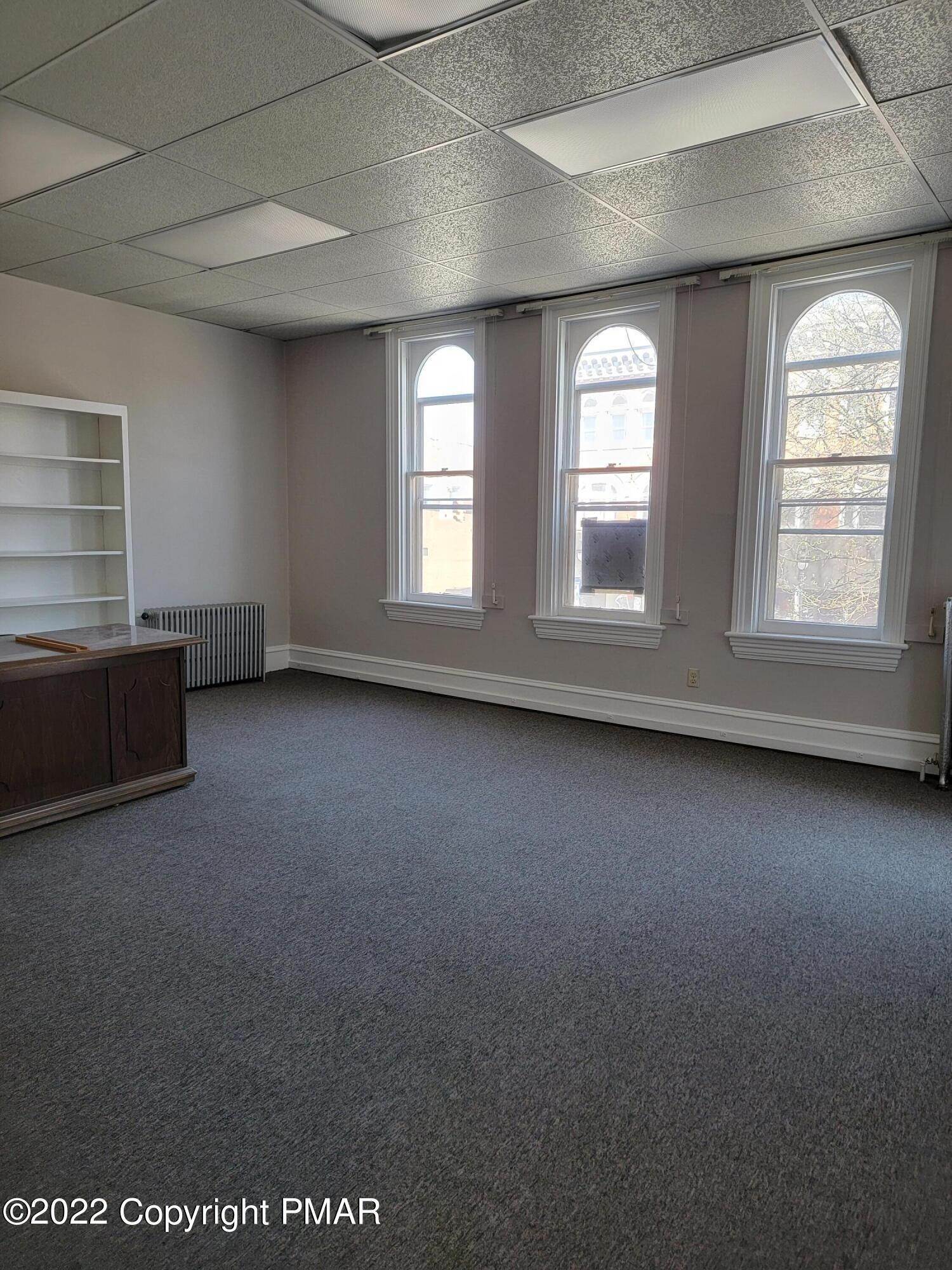 7. Commercial for Sale at 579 Main St Stroudsburg, Pennsylvania 18360 United States