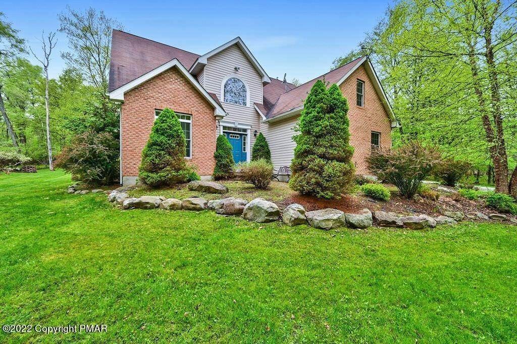 5. Single Family Homes for Sale at 9 Adventure Dr Gouldsboro, Pennsylvania 18424 United States