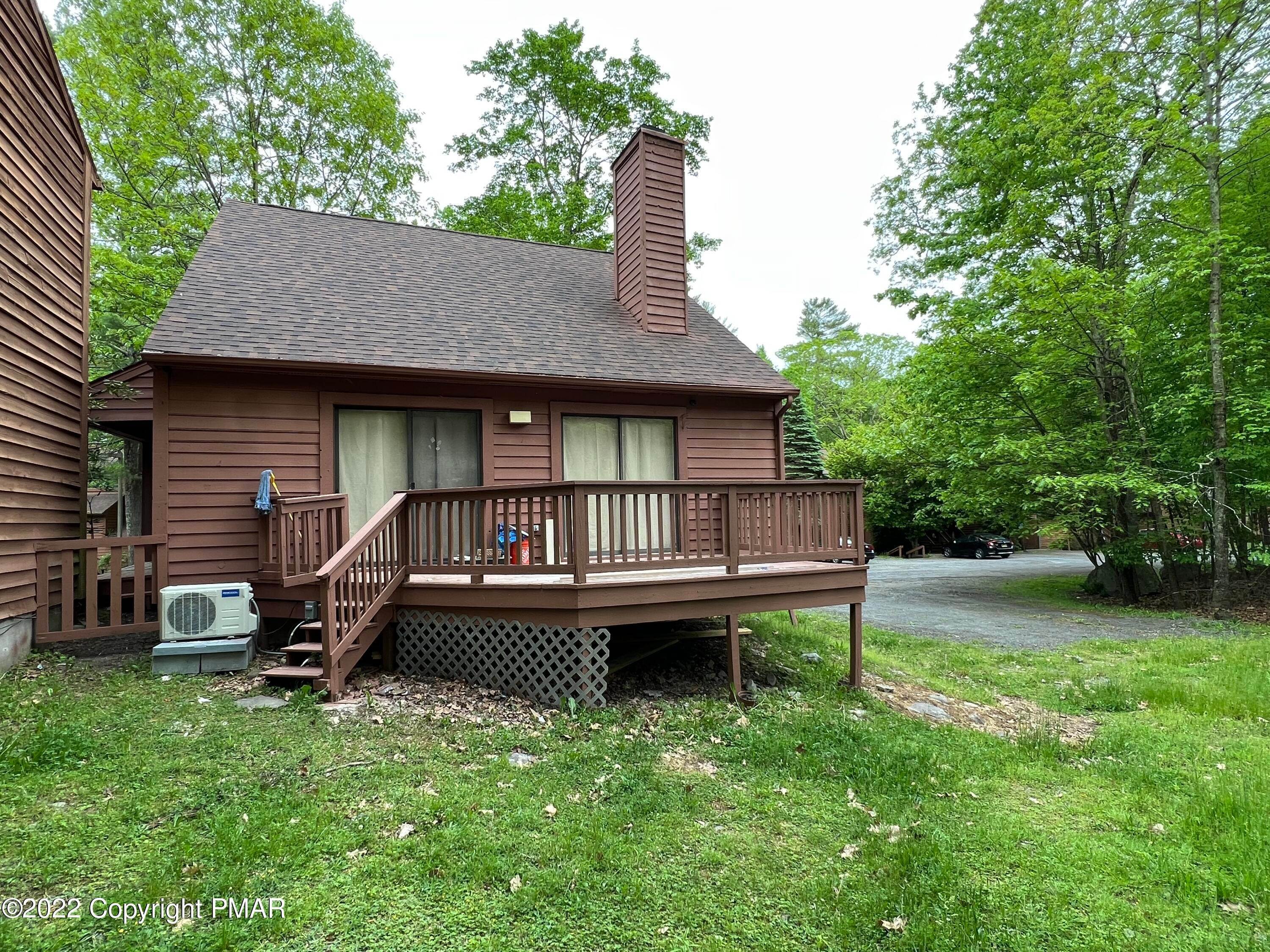 16. Single Family Homes for Sale at 168 Stream Ct Bushkill, Pennsylvania 18324 United States
