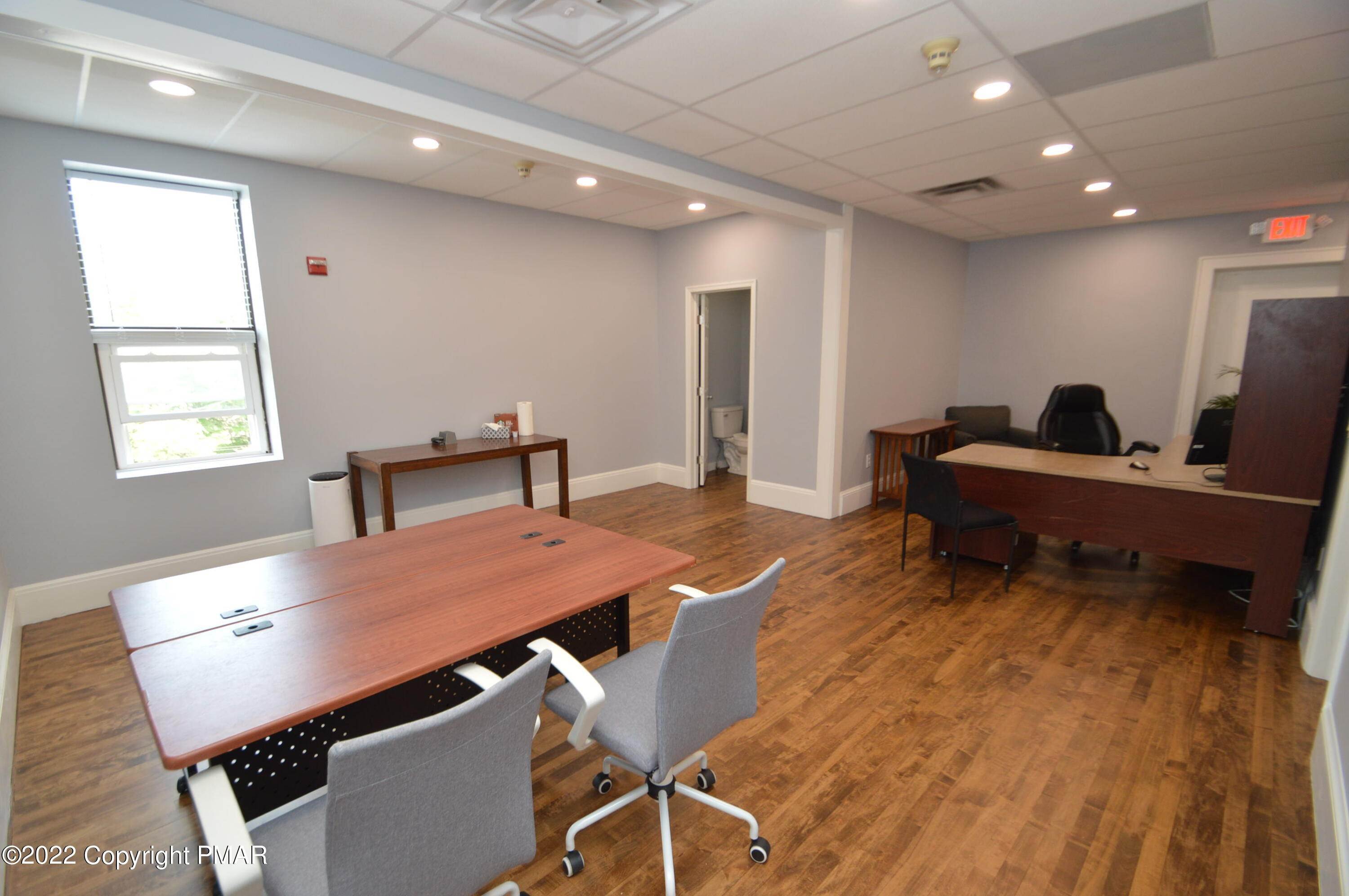 15. Commercial for Sale at 912 Main St Stroudsburg, Pennsylvania 18360 United States