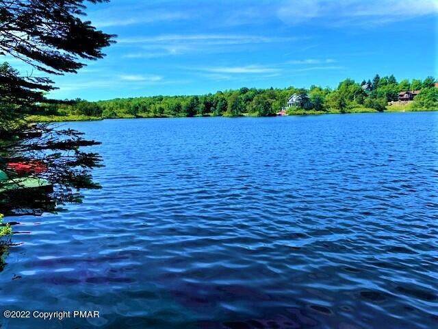 Single Family Homes for Sale at 163 Beaver Dam Rd Long Pond, Pennsylvania 18334 United States