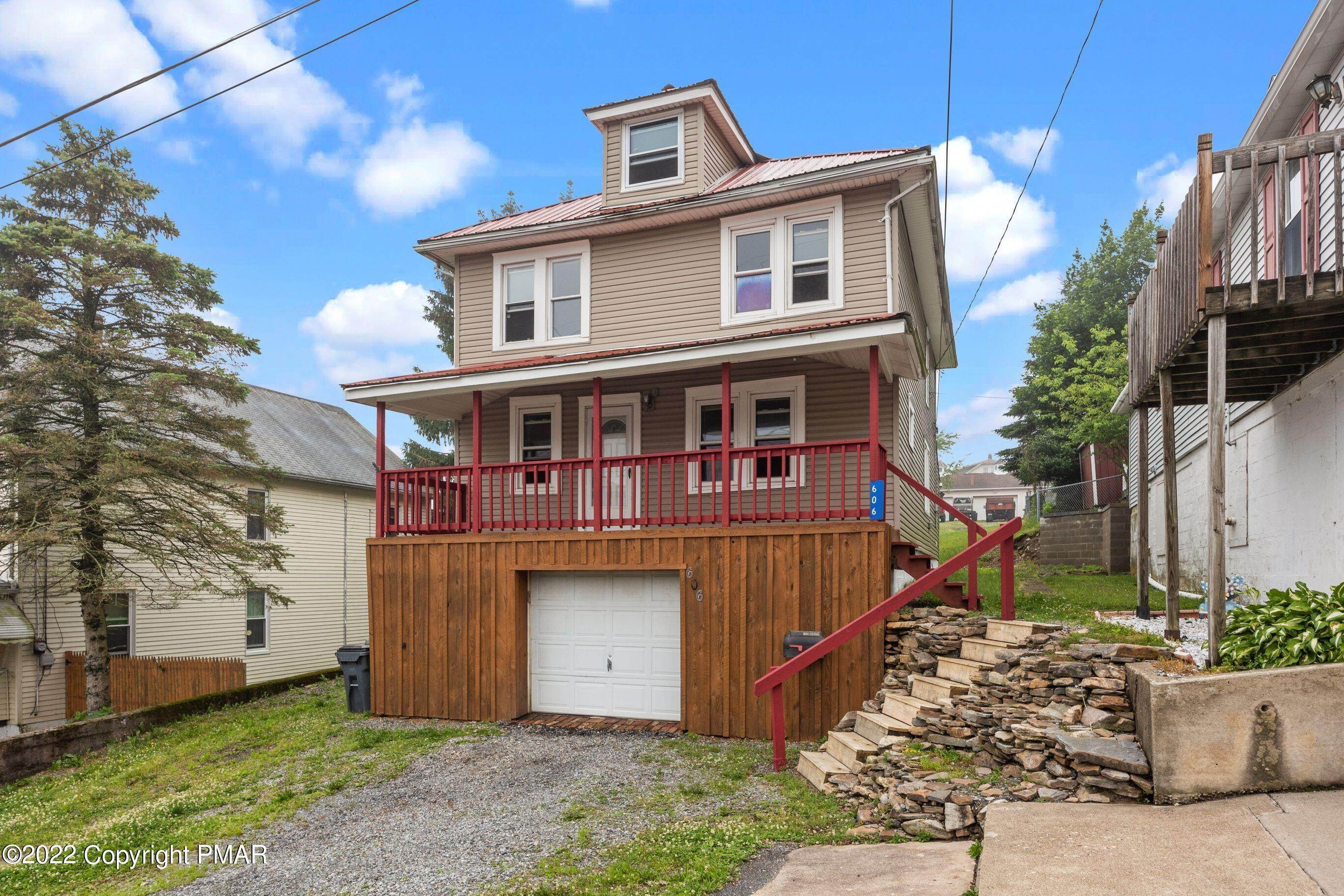 Single Family Homes for Sale at 606 Cedar St Freeland, Pennsylvania 18224 United States