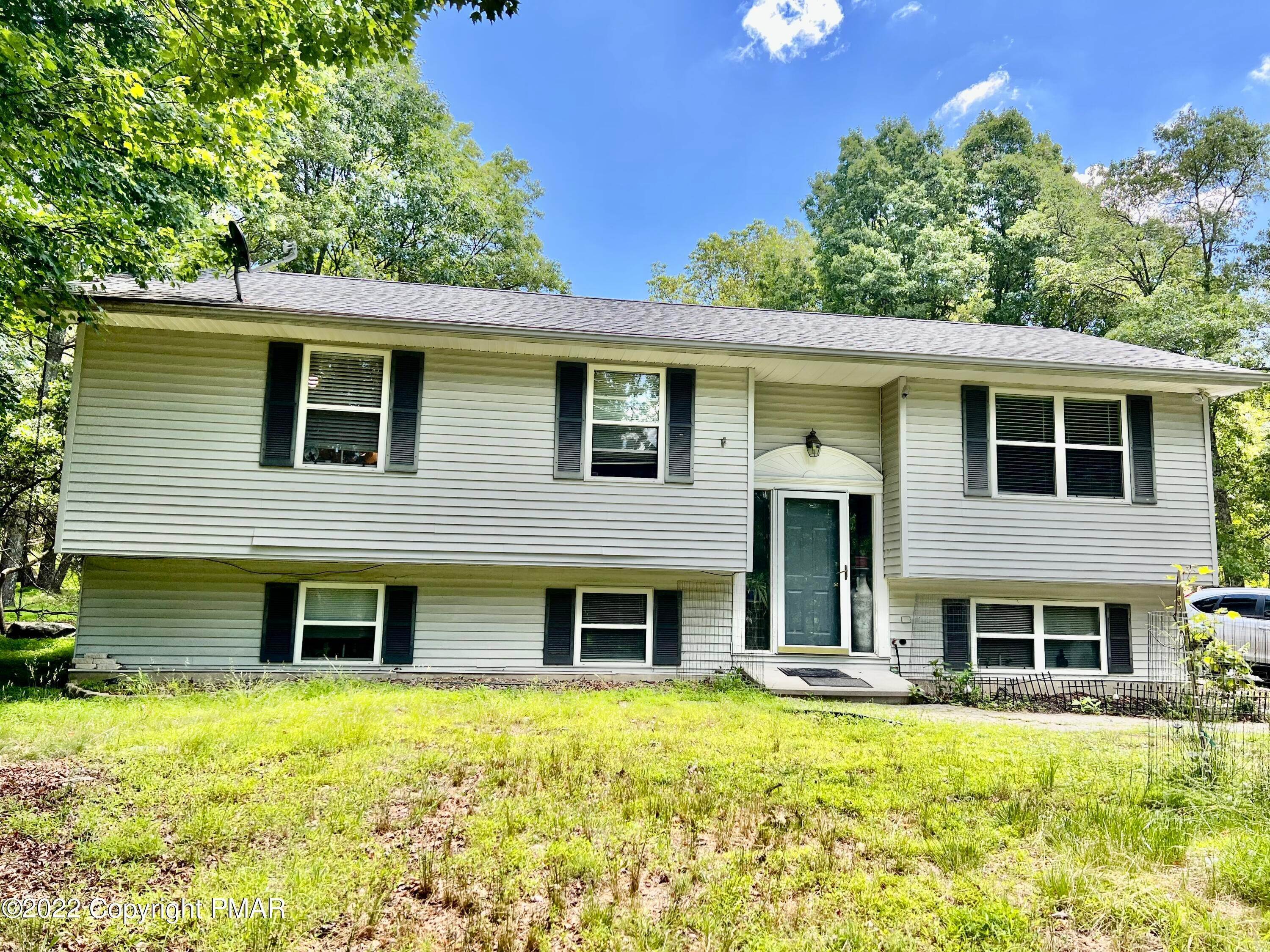 Property for Sale at 4651 W Pine Ridge Dr Bushkill, Pennsylvania 18324 United States