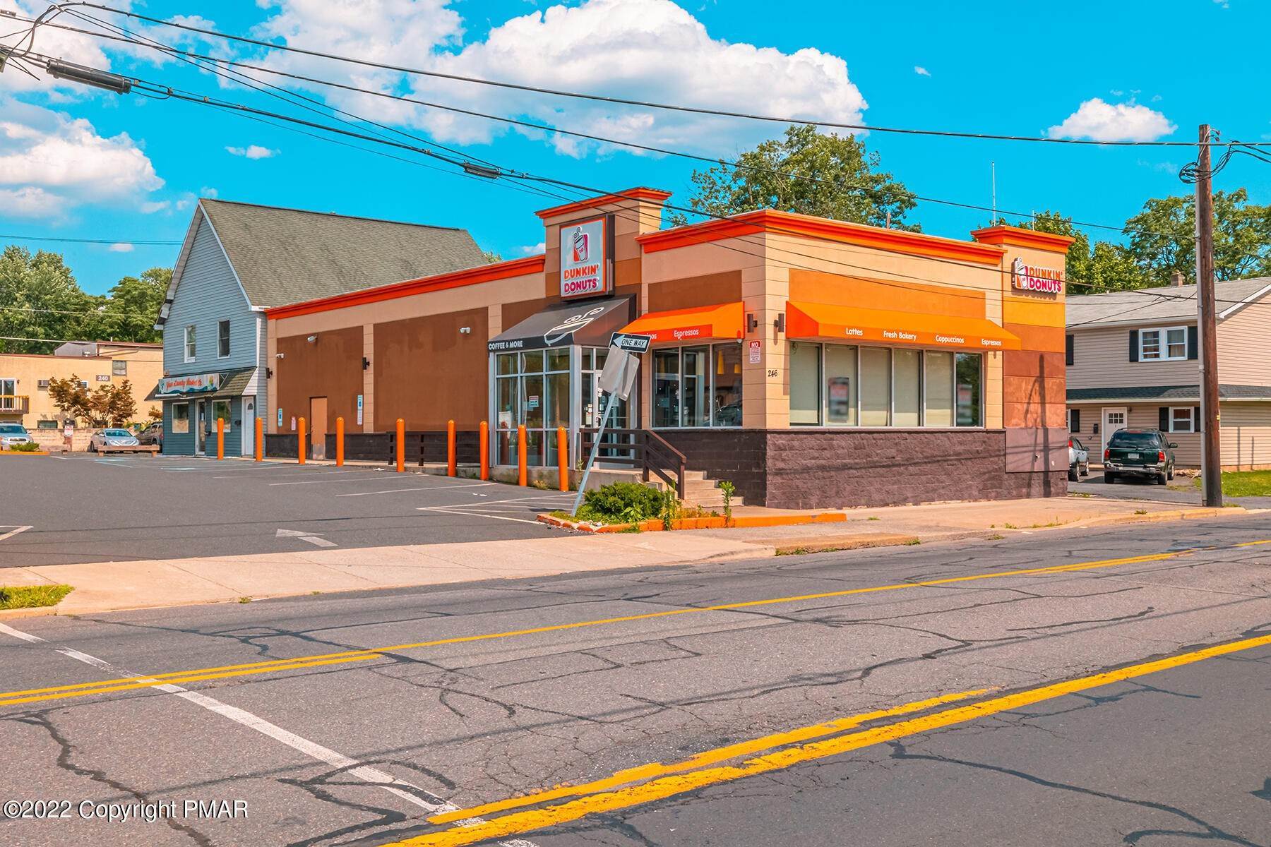 Commercial for Sale at 246 N Courtland St East Stroudsburg, Pennsylvania 18301 United States