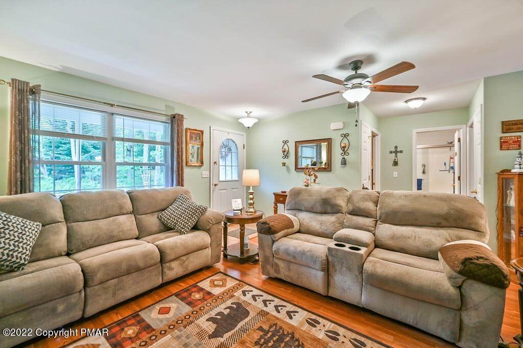 27. Single Family Homes for Sale at 491 Stony Mountain Rd Jim Thorpe, Pennsylvania 18229 United States