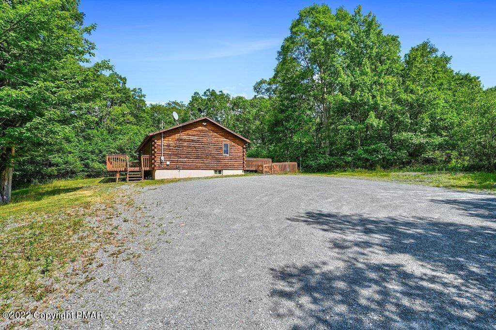 40. Single Family Homes for Sale at 109 Bloss Rd Canadensis, Pennsylvania 18325 United States