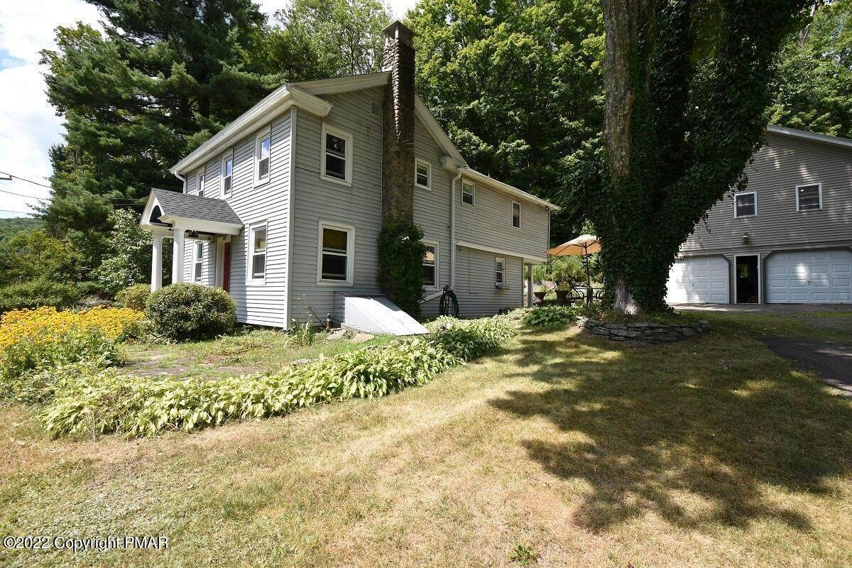 3. Single Family Homes for Sale at 337 S Sterling Rd South Sterling, Pennsylvania 18460 United States