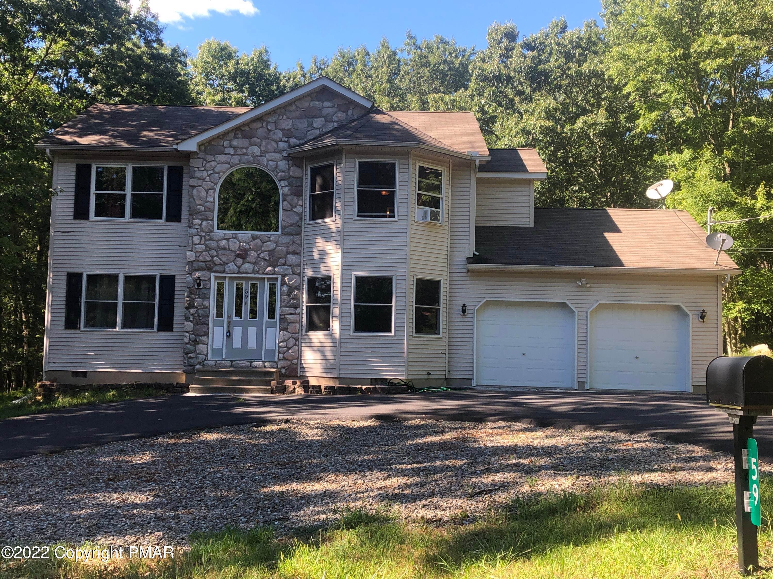 36. Single Family Homes for Sale at 59 Mountain Top Rd East Stroudsburg, Pennsylvania 18302 United States
