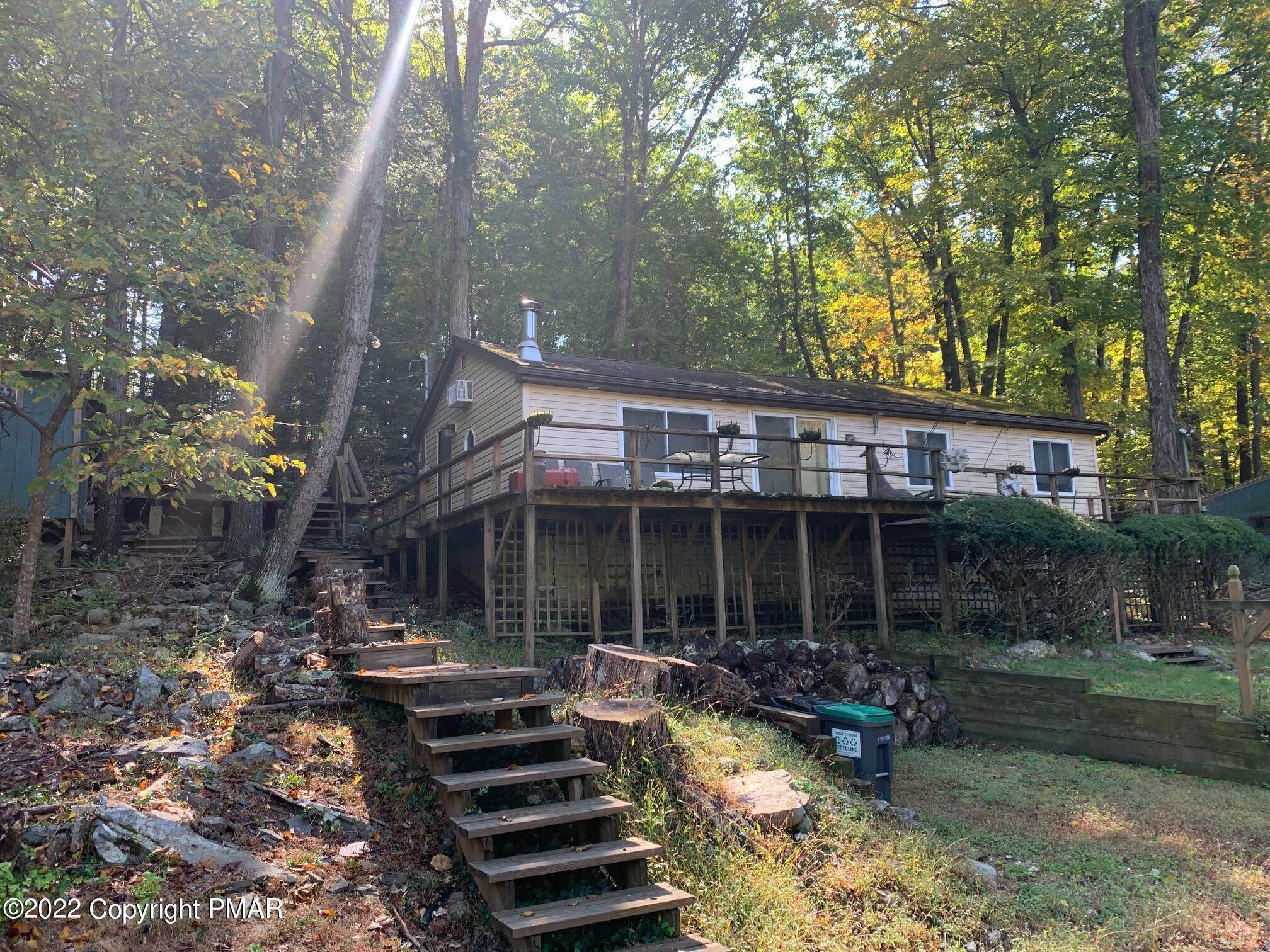 15. Single Family Homes for Sale at 5132 S Wigwam Run Stroudsburg, Pennsylvania 18360 United States