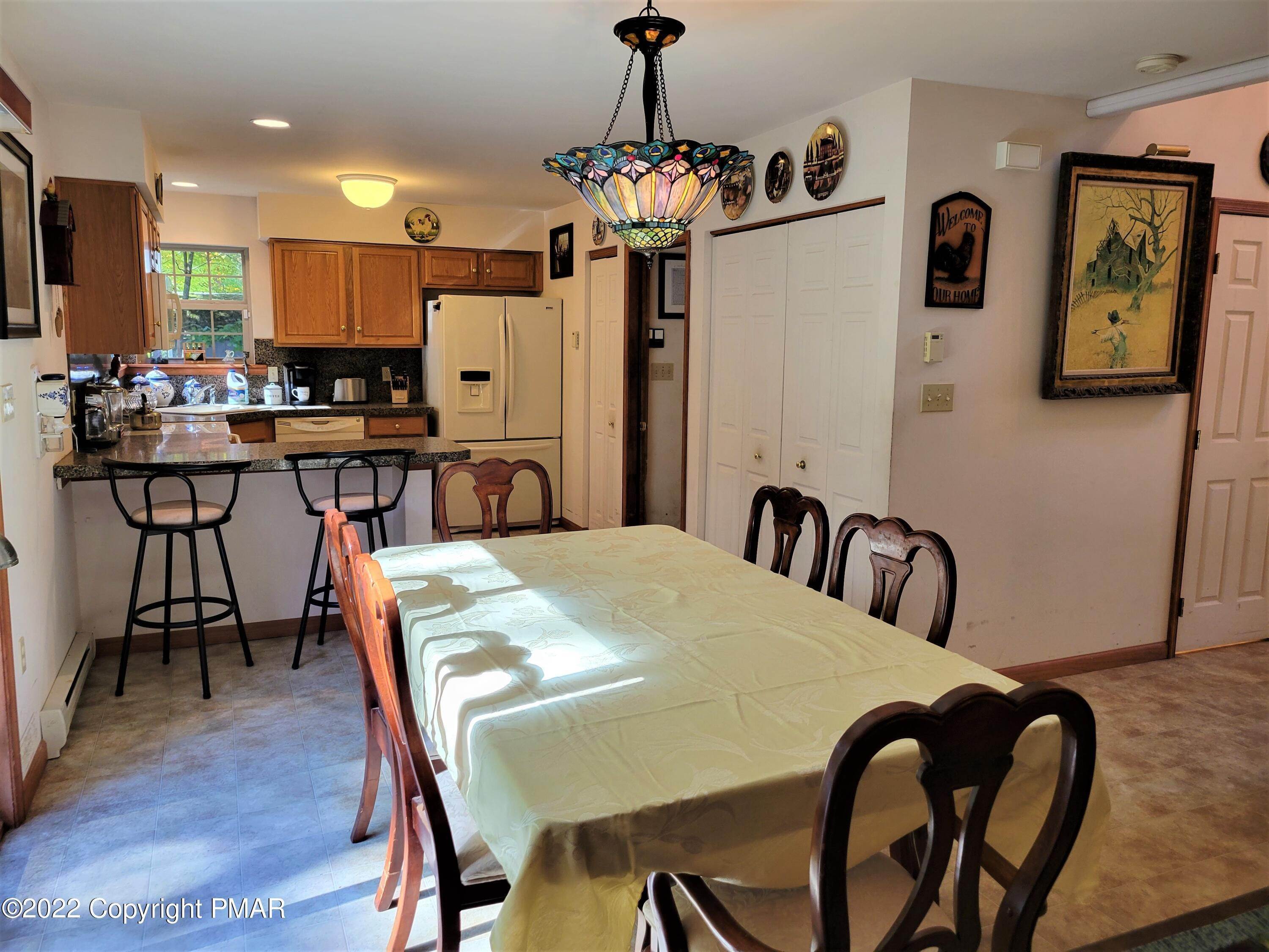 19. Single Family Homes for Sale at 74 Saginaw Dr Jim Thorpe, Pennsylvania 18229 United States