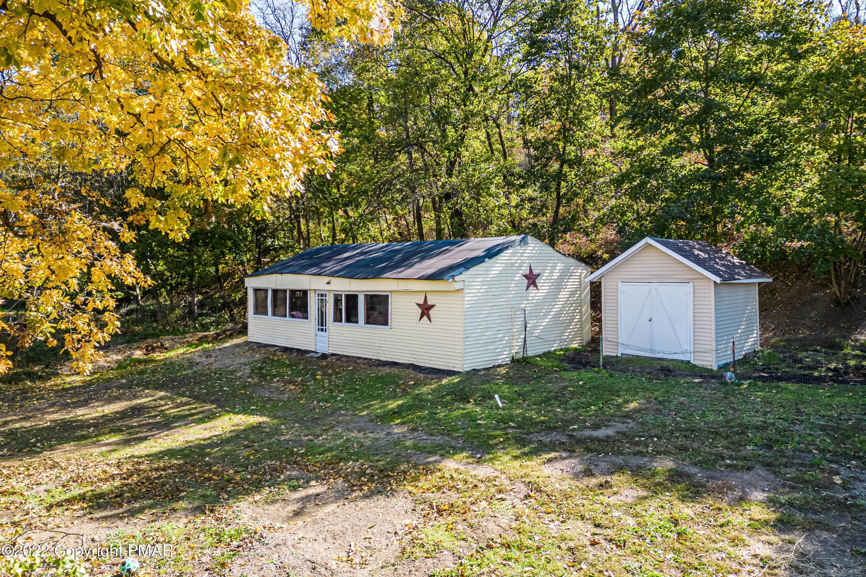 35. Farm and Ranch Properties for Sale at 891 Oak Grove Dr Lehighton, Pennsylvania 18235 United States