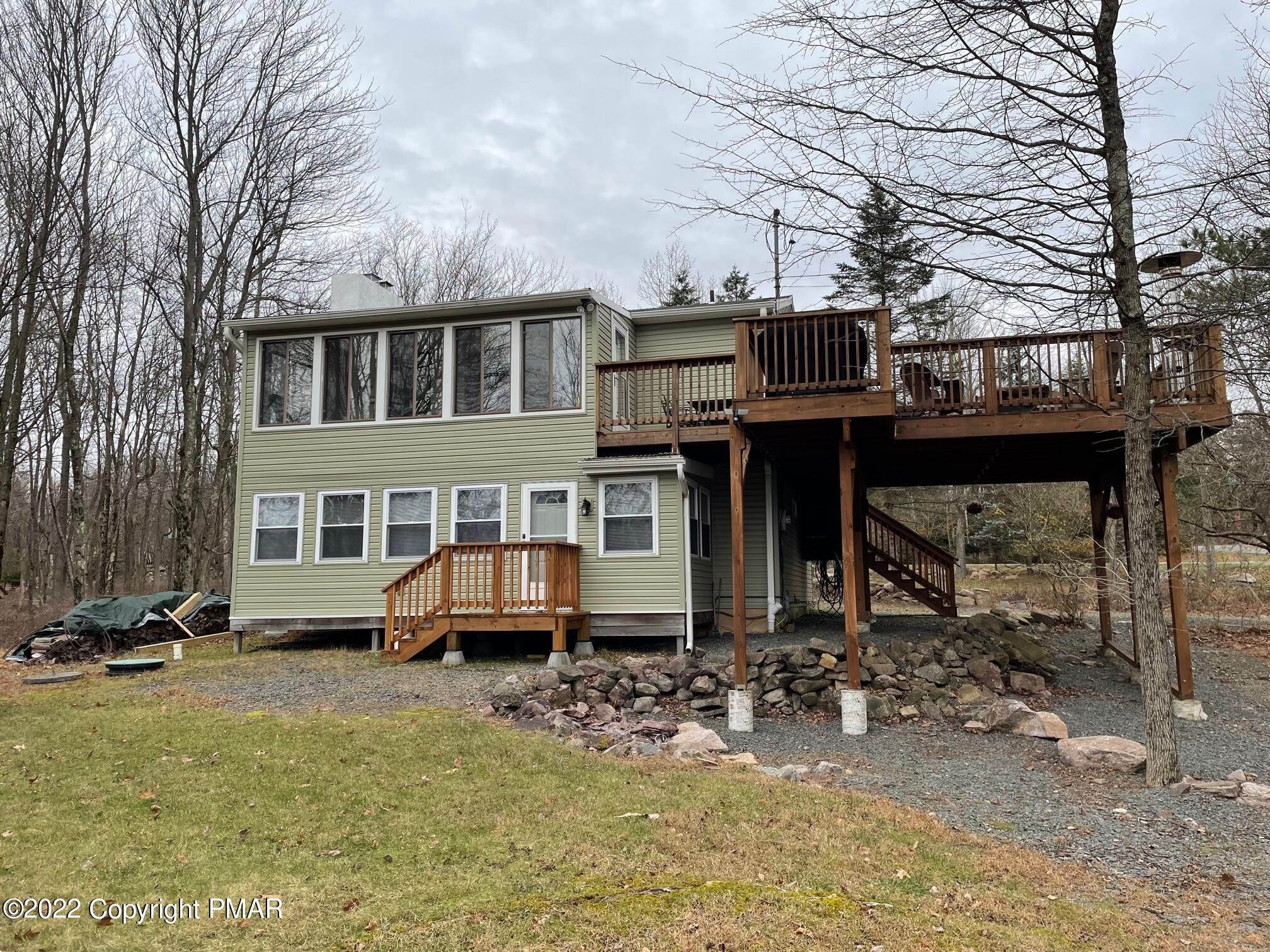 Single Family Homes for Sale at 107 Schochs Mill Rd Blakeslee, Pennsylvania 18610 United States