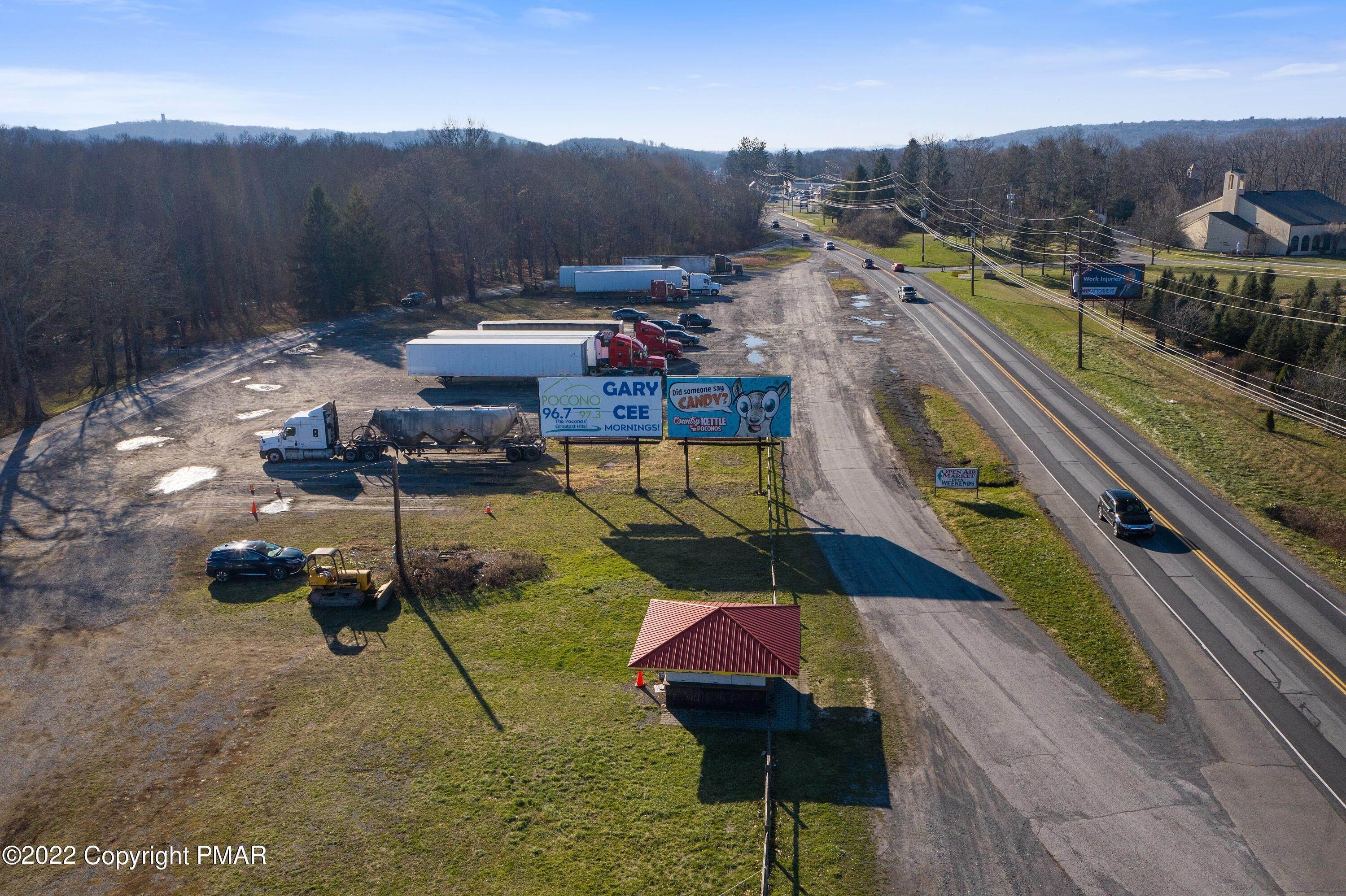 Commercial for Sale at 5174 Milford Rd East Stroudsburg, Pennsylvania 18360 United States