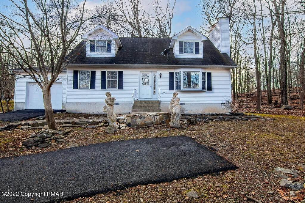 42. Single Family Homes for Sale at 2126 Sparrow Rd Bushkill, Pennsylvania 18324 United States