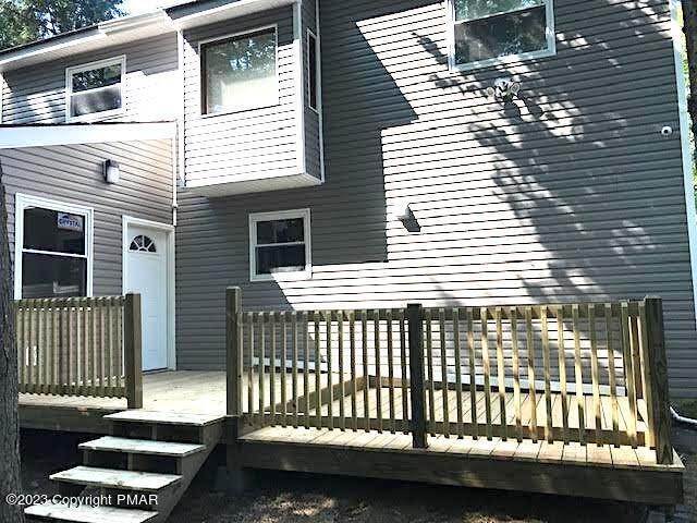 28. Single Family Homes for Sale at 3049 Briarwood Dr Tobyhanna, Pennsylvania 18466 United States