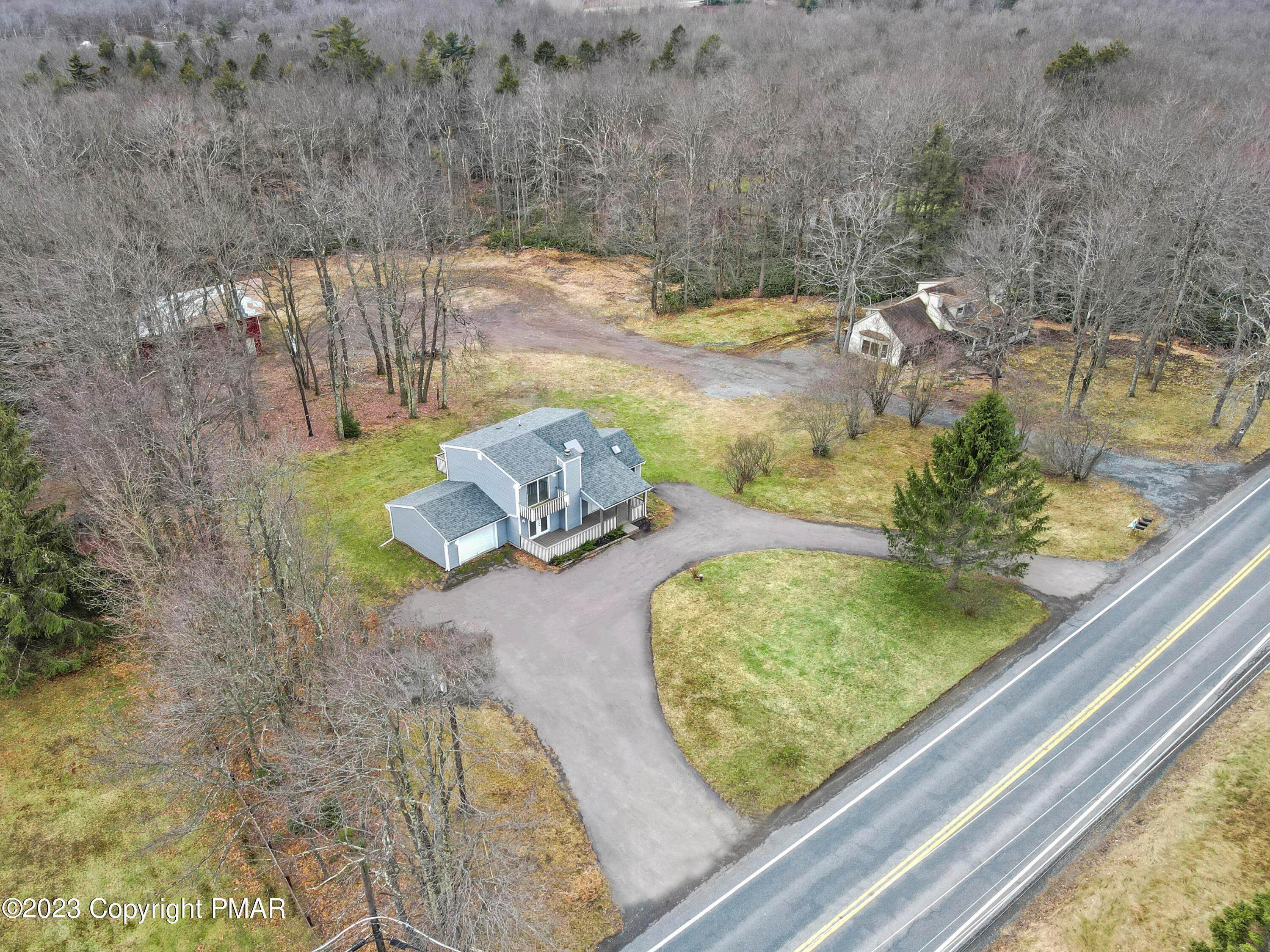 Single Family Homes for Sale at 2270 Long Pond Road Long Pond, Pennsylvania 18334 United States