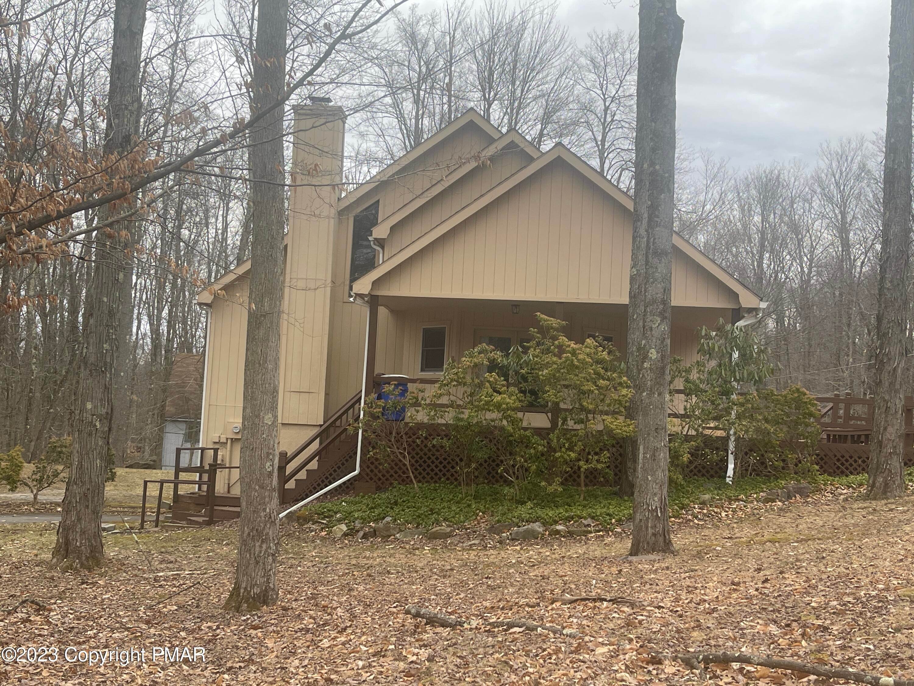 43. Single Family Homes for Sale at 130 Fawn Road Pocono Lake, Pennsylvania 18347 United States