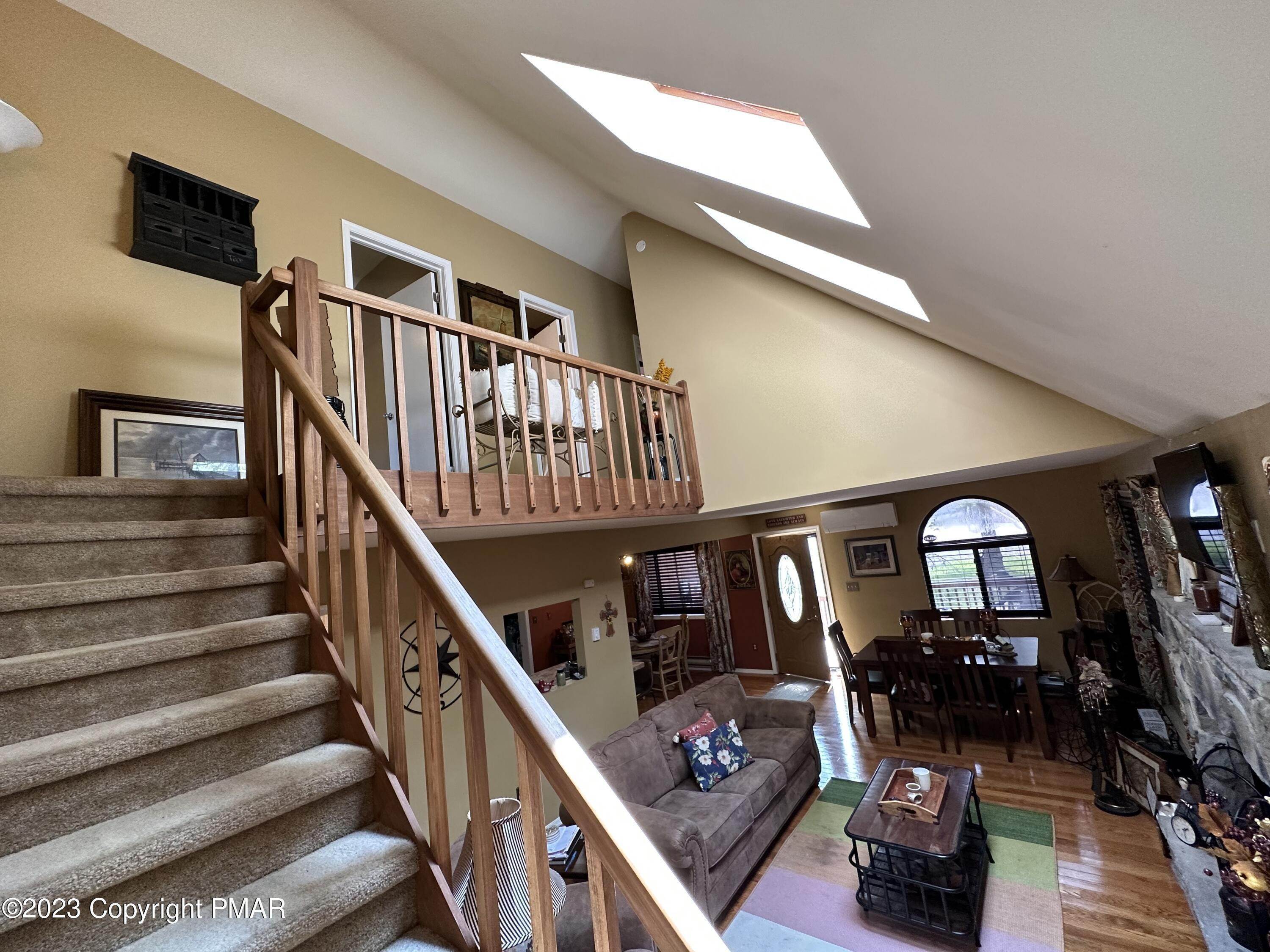 24. Single Family Homes for Sale at 212 Thistlebrook Court Tamiment, Pennsylvania 18371 United States
