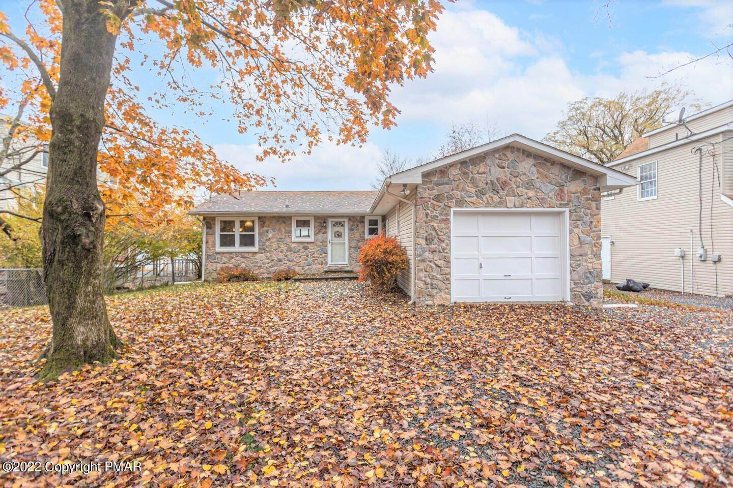 Single Family Homes for Sale at 7688 Lake Shore Drive Pocono Lake, Pennsylvania 18347 United States
