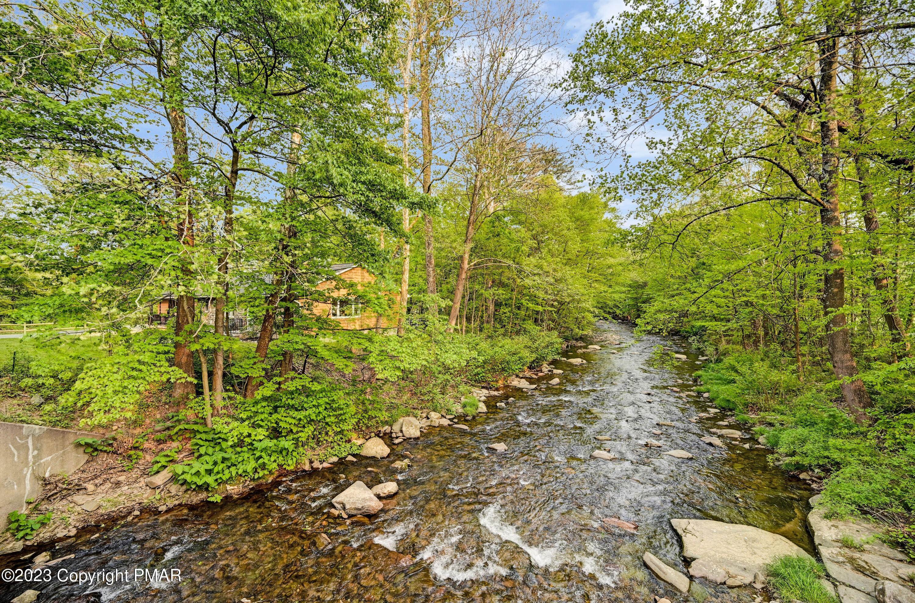 Single Family Homes for Sale at 216 Old Mill Road Tannersville, Pennsylvania 18372 United States