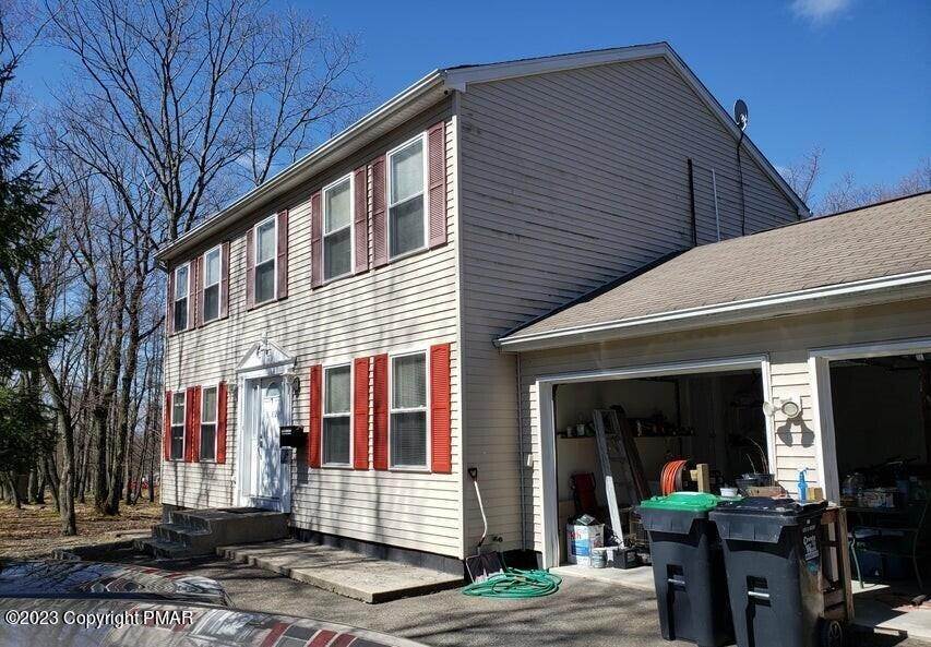 2. Single Family Homes for Sale at 2135 Snowflake Court Bushkill, Pennsylvania 18324 United States