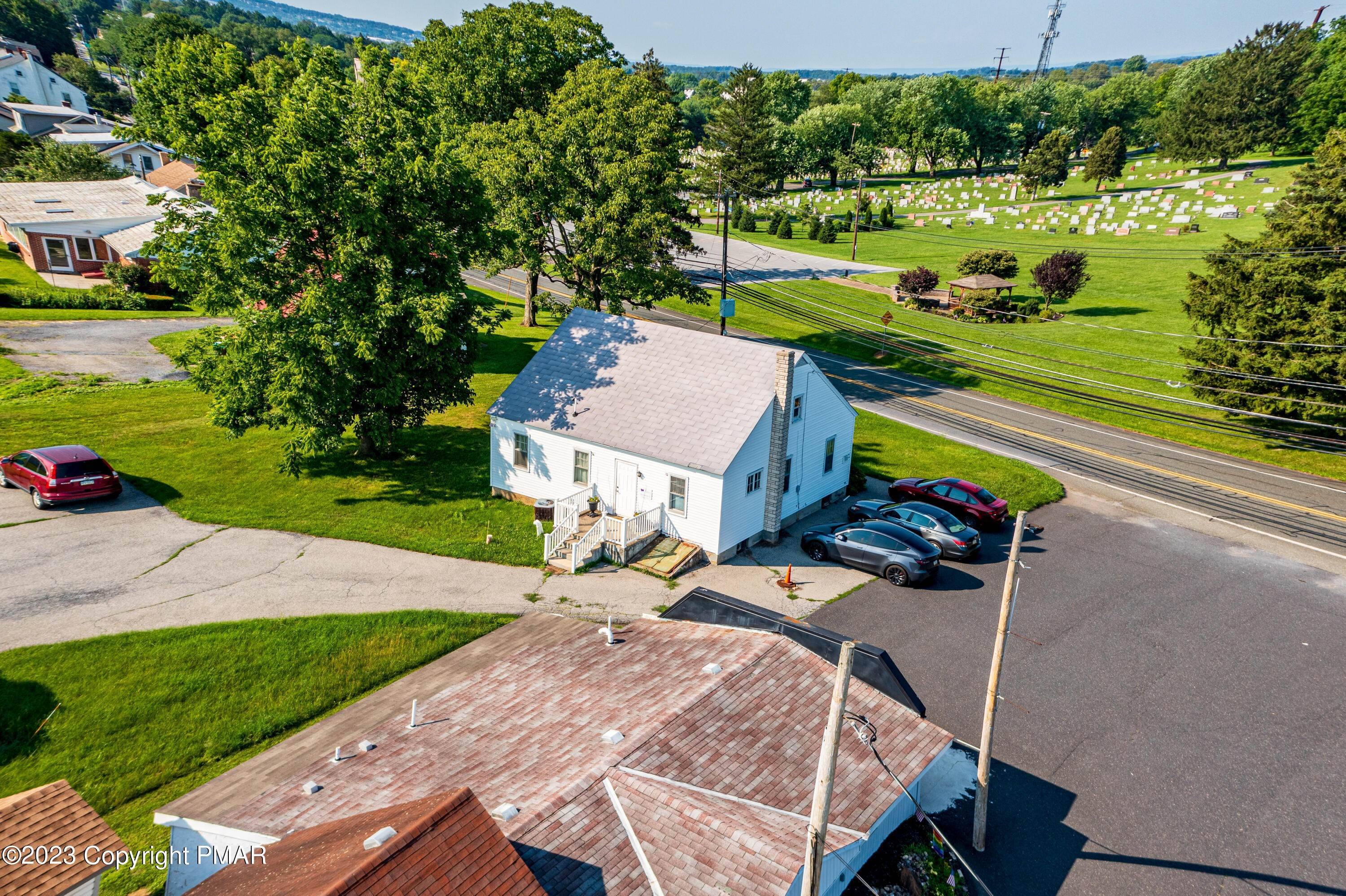 28. Commercial for Sale at 1322 Trexlertown Rd Macungie, Pennsylvania 18062 United States