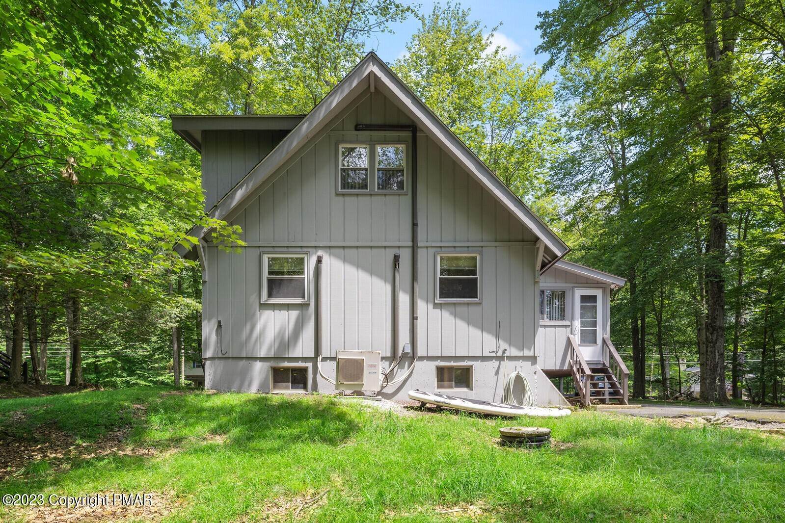 32. Single Family Homes for Sale at 1520 Lake Lane Pocono Lake, Pennsylvania 18347 United States