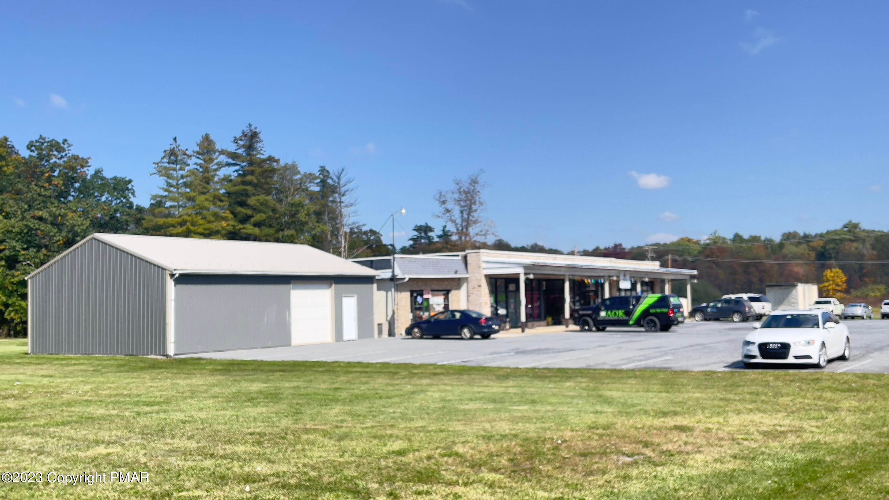 Commercial for Sale at 1480 W Blakeslee Blvd Drive Lehighton, Pennsylvania 18235 United States