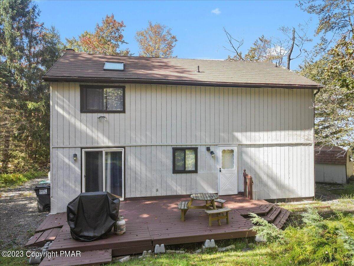 35. Single Family Homes for Sale at 1509 Concor Street Tobyhanna, Pennsylvania 18466 United States