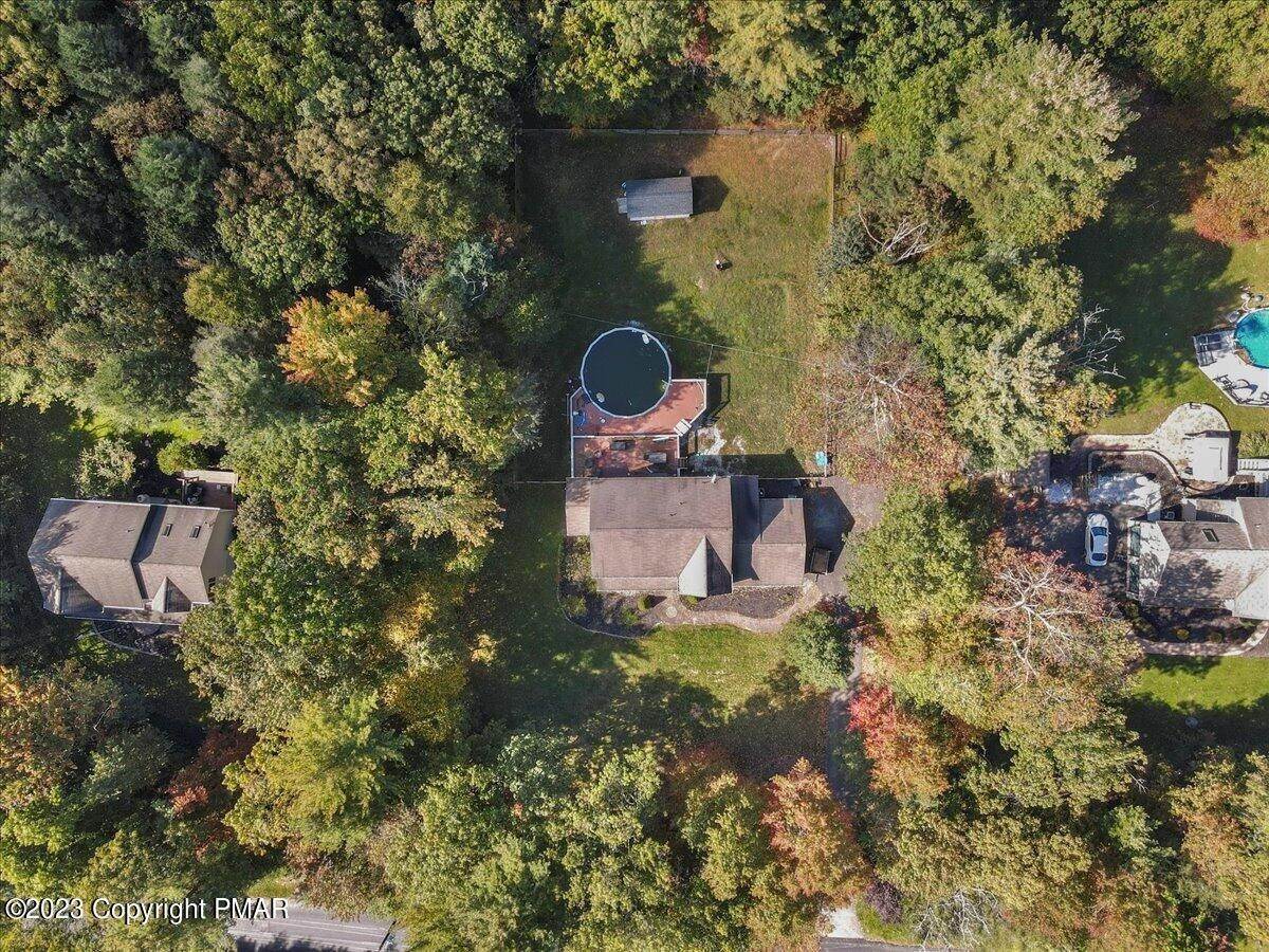 60. Single Family Homes for Sale at 329 Ralph Samuel Boulevard Kunkletown, Pennsylvania 18058 United States